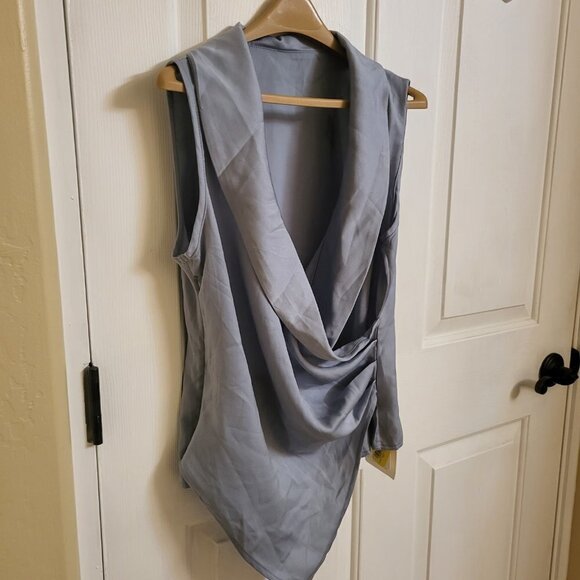 Ace By Aimee Blue Satin Sleeveless Top Size: MEDIUM - NWT - Picture 3 of 9